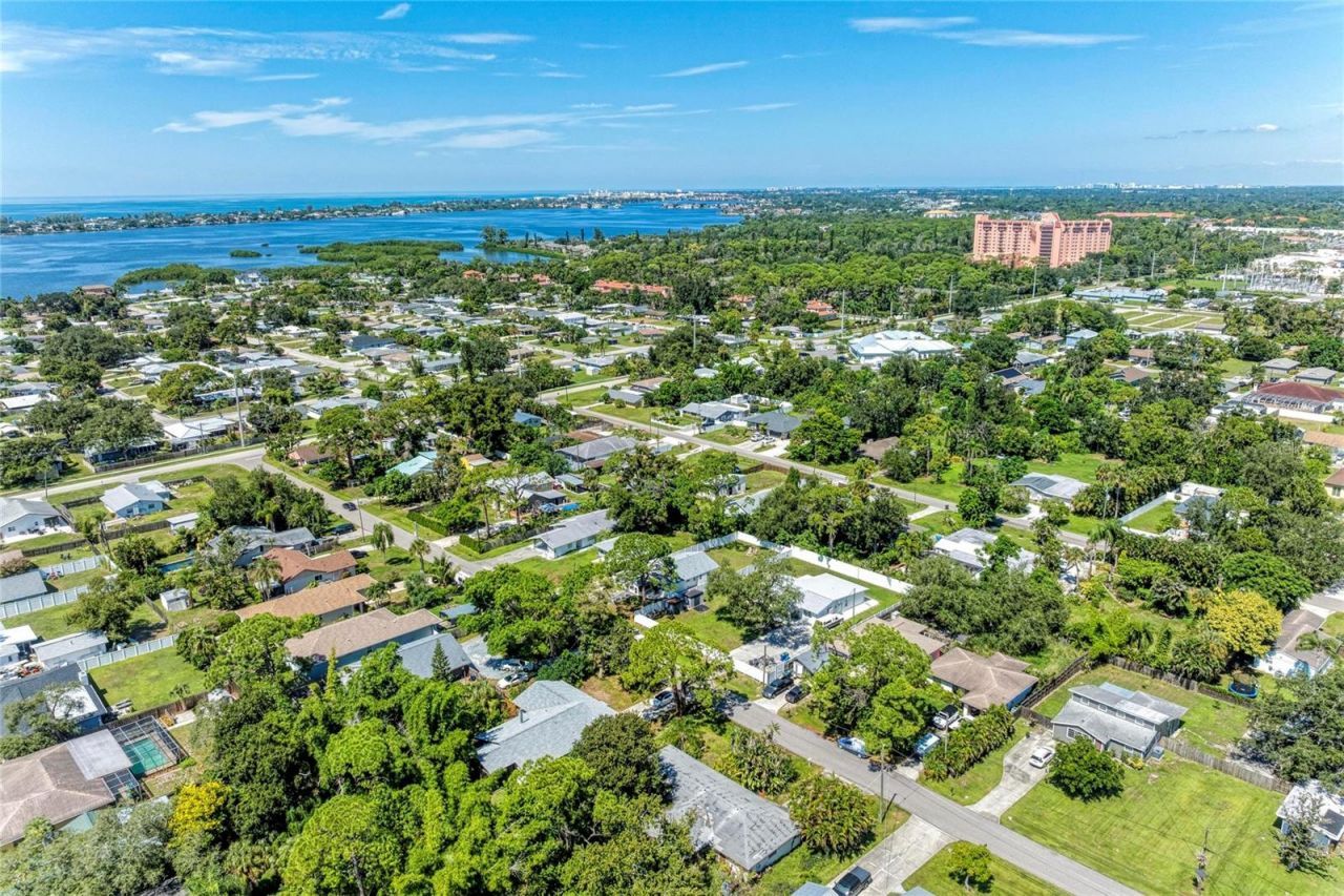 1841 Joyce Street , Sarasota, FL 34231 Photo