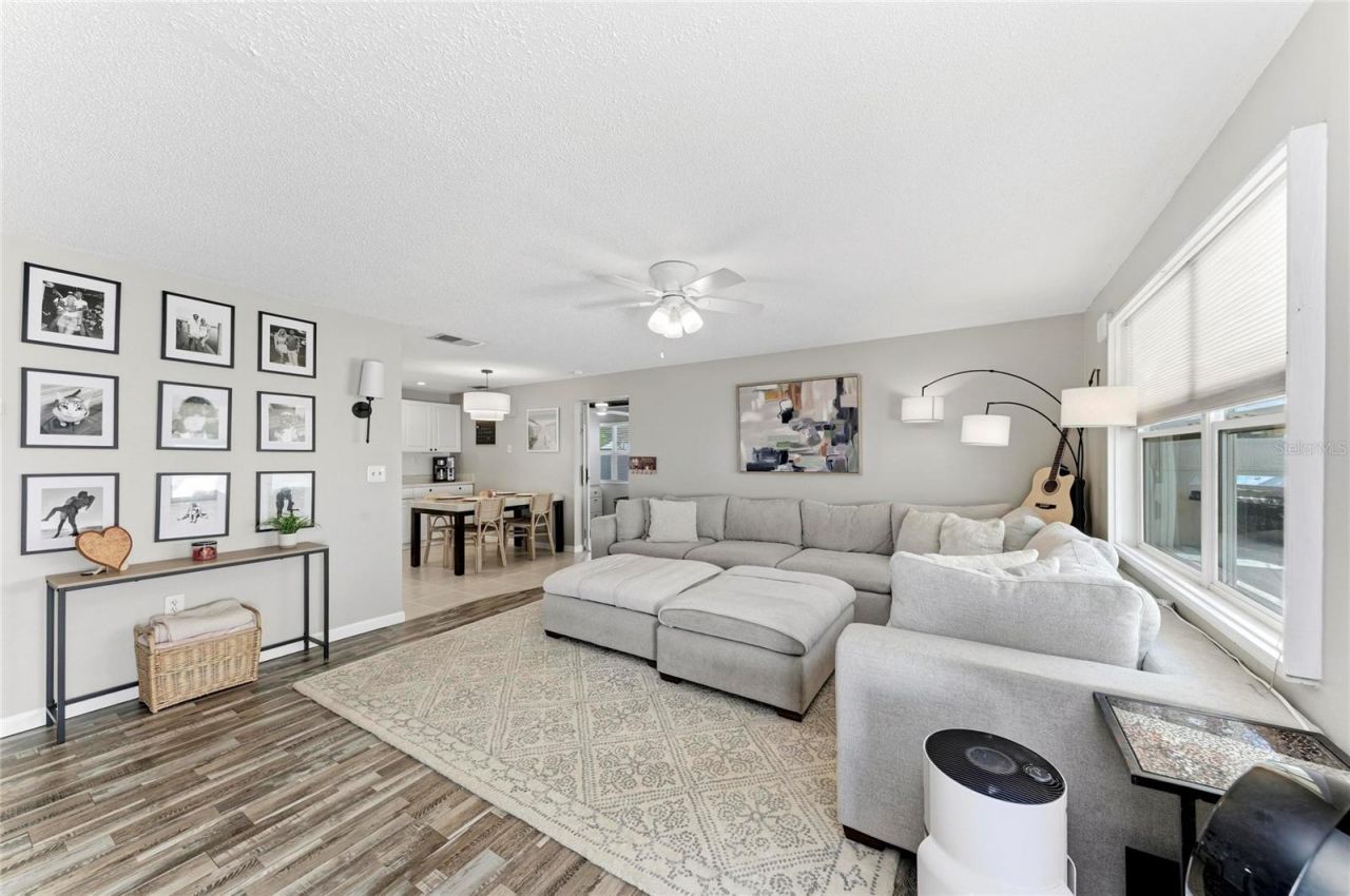 1841 Joyce Street , Sarasota, FL 34231 Photo