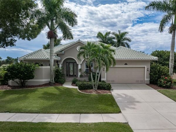 425 MADRID BOULEVARD , PUNTA GORDA, FL 33950