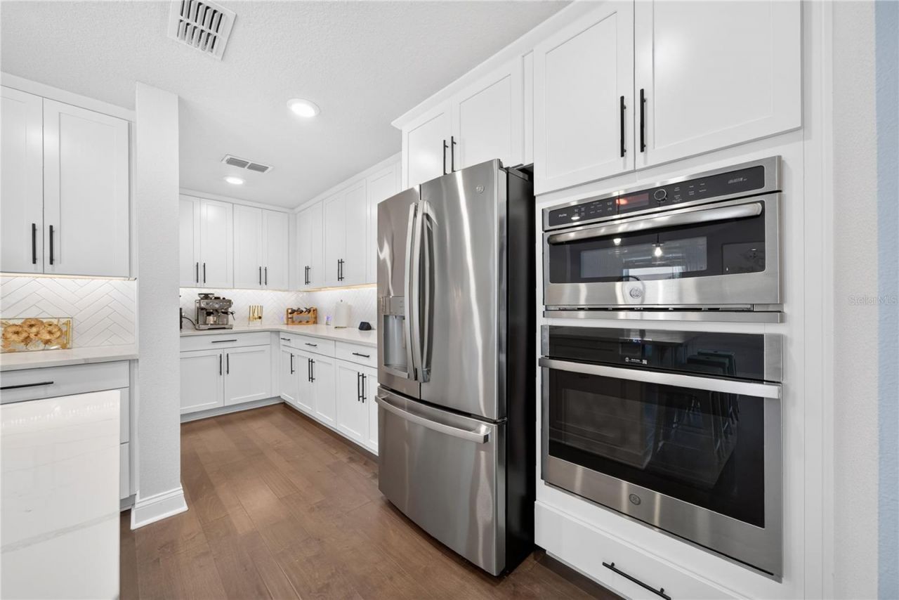 1745 Hour Glass Drive, Orlando, FL 32806 Photo