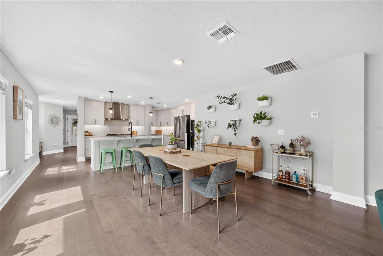 1745 Hour Glass Drive, Orlando, FL 32806 Photo