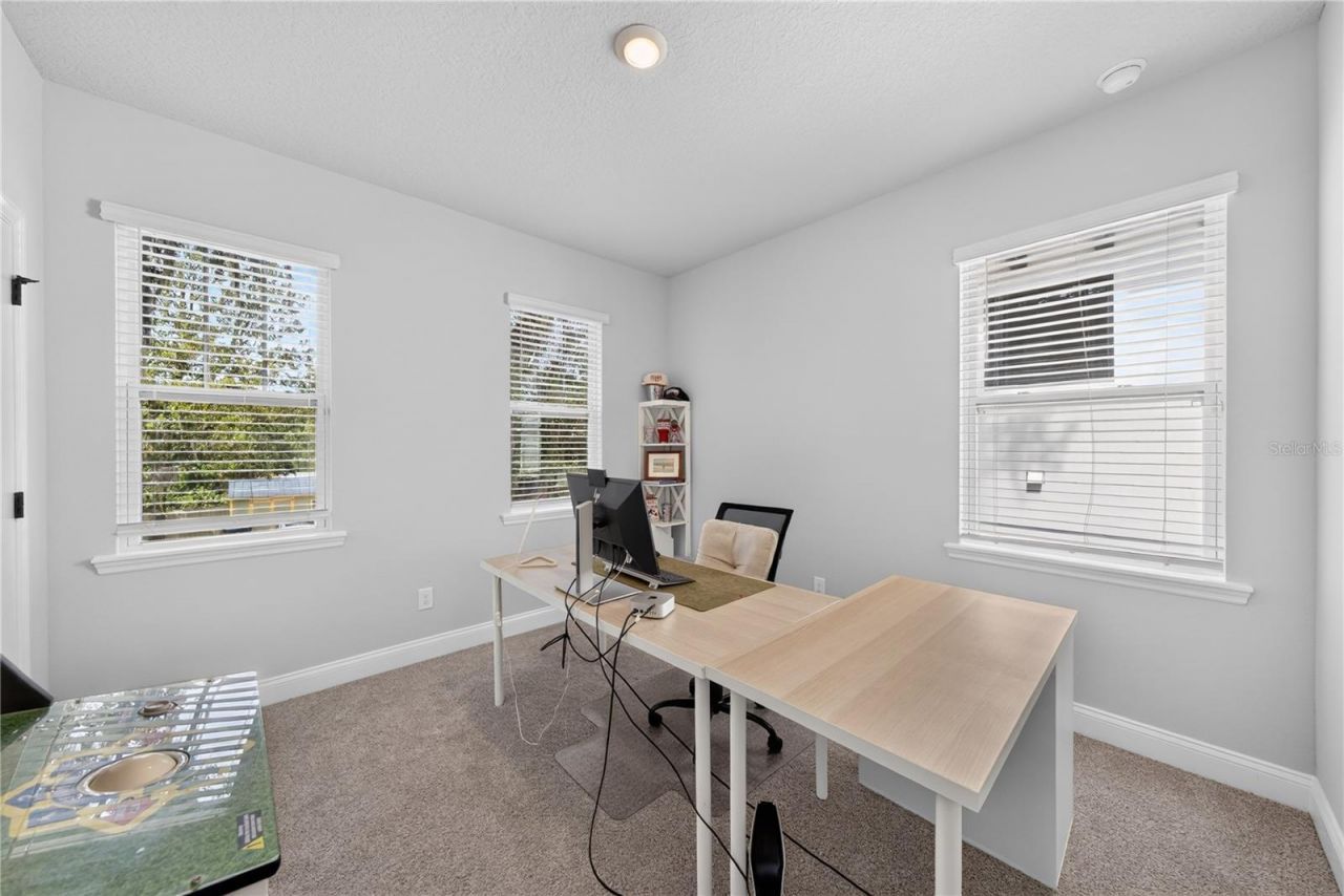 1745 Hour Glass Drive, Orlando, FL 32806 Photo