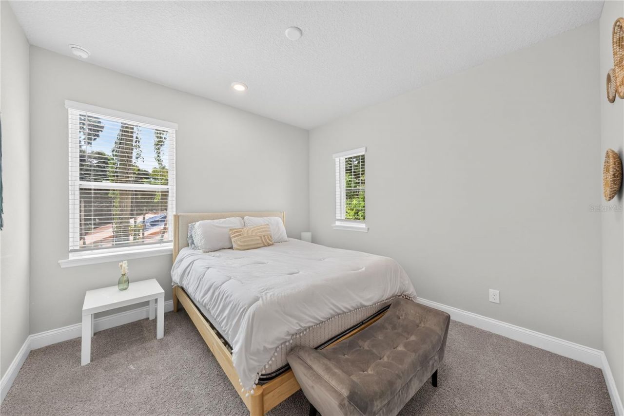 1745 Hour Glass Drive, Orlando, FL 32806 Photo