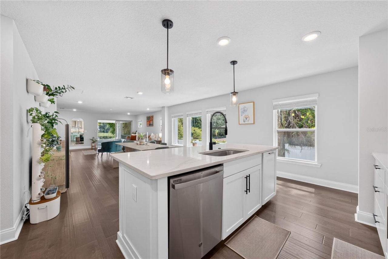 1745 Hour Glass Drive, Orlando, FL 32806 Photo