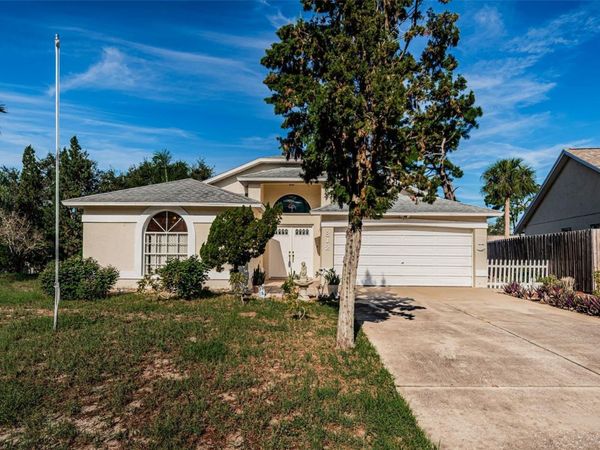 812 HIGH POINT COURT , TARPON SPRINGS, FL 34689