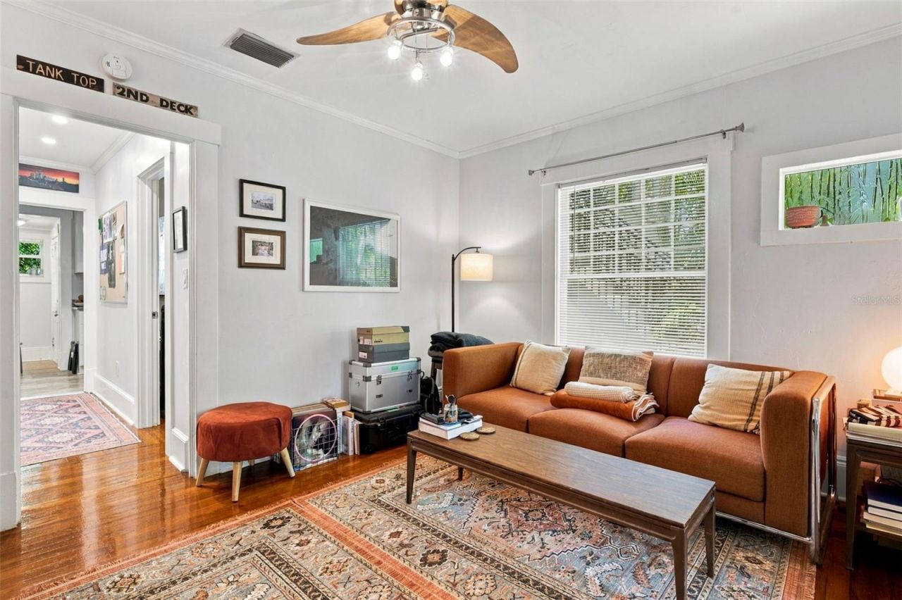 406 10th Avenue Ne, Saint Petersburg, FL 33701 Photo