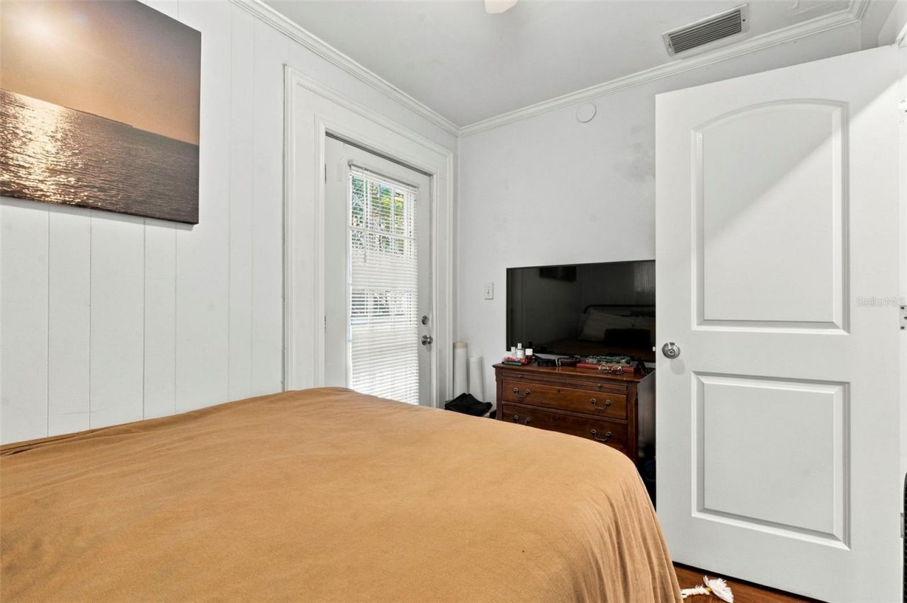406 10th Avenue Ne, Saint Petersburg, FL 33701 Photo