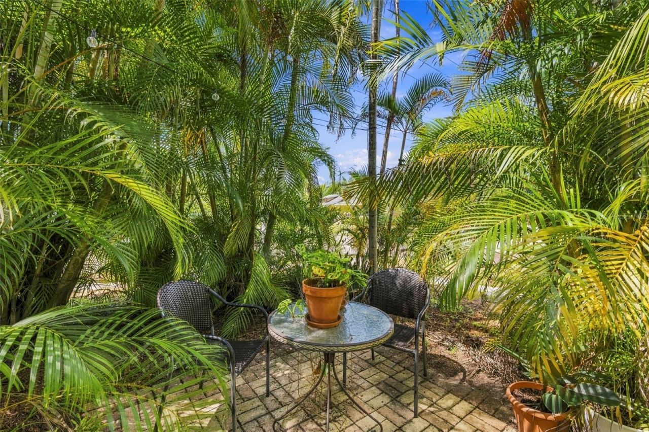 406 10th Avenue Ne, Saint Petersburg, FL 33701 Photo