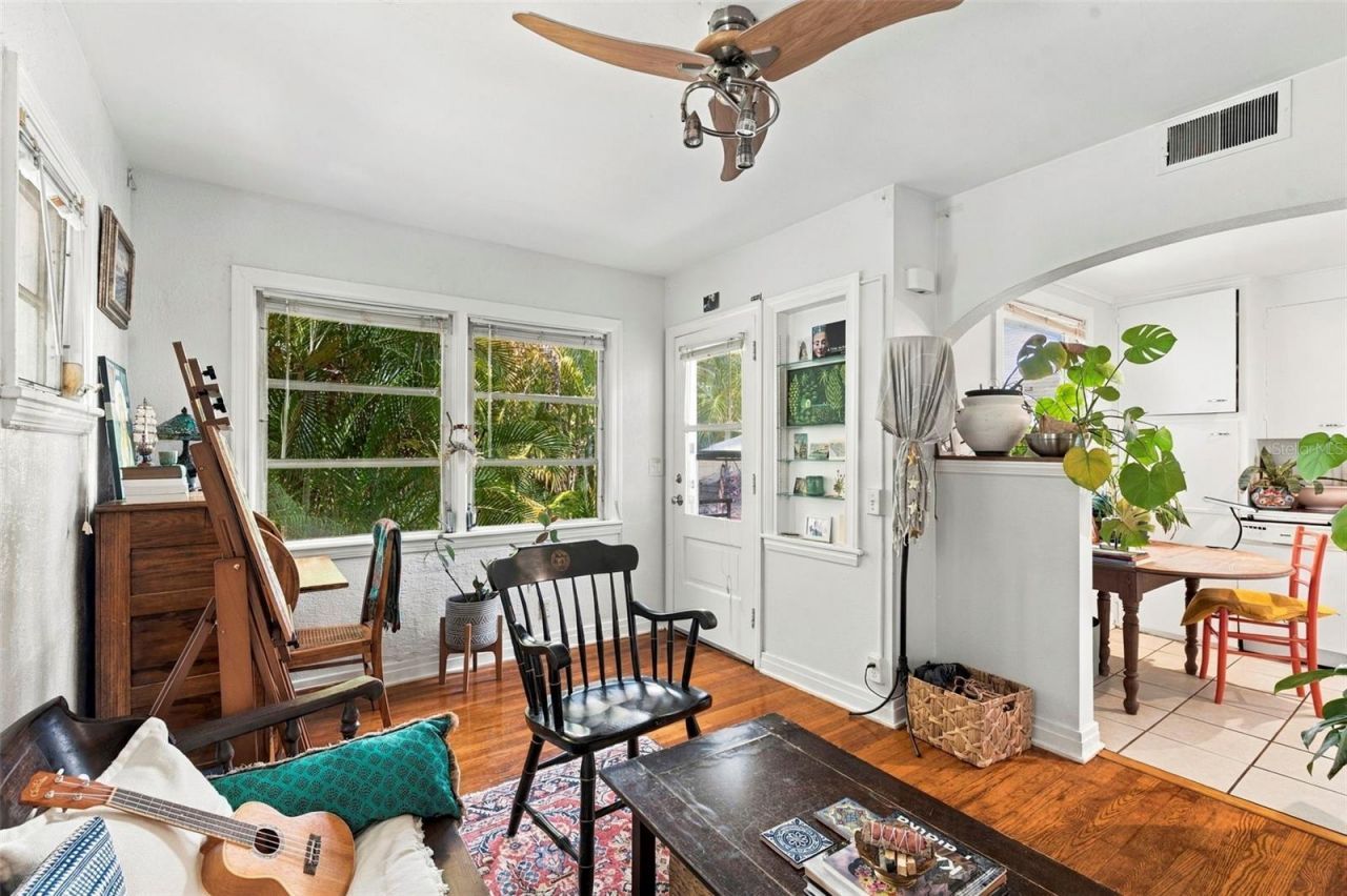 406 10th Avenue Ne, Saint Petersburg, FL 33701 Photo