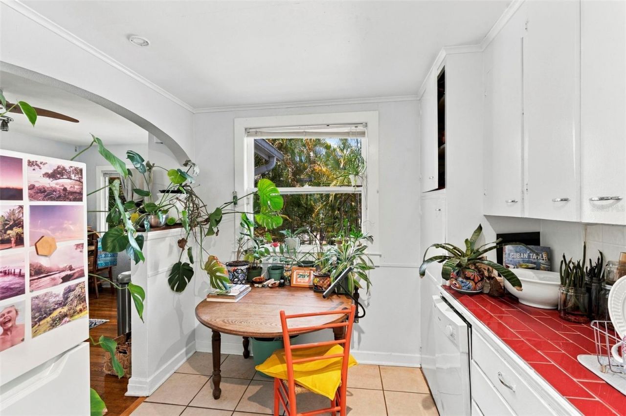 406 10th Avenue Ne, Saint Petersburg, FL 33701 Photo