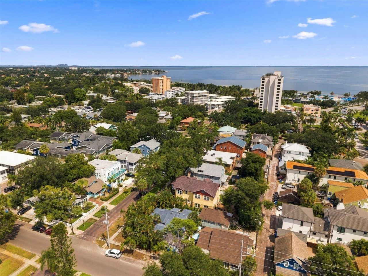406 10th Avenue Ne, Saint Petersburg, FL 33701 Photo