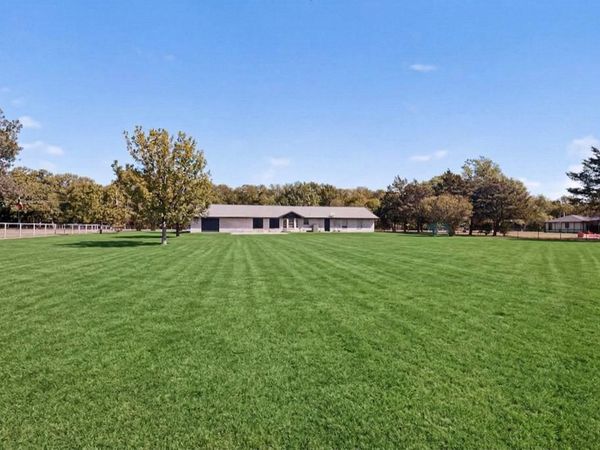 529 Morris Lane , Greenville, TX 75402