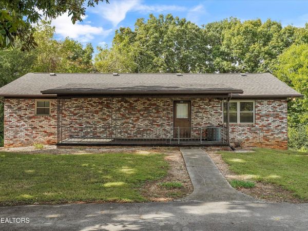1030 Carding Machine Rd, Loudon, TN 37774