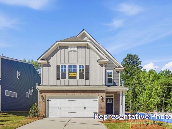 13135 Foxberry Road , Charlotte, NC 28213