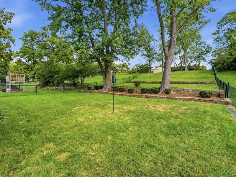 1210 Thurnridge Drive, Reading, OH 45215 Photo 60