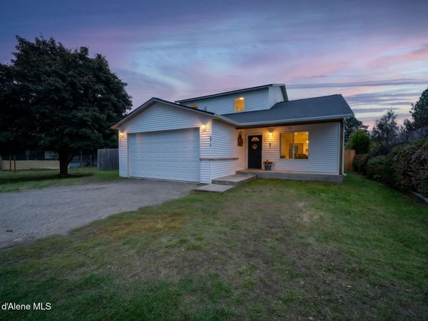 5938 W New Hampshire ST, Spirit Lake, ID 83869