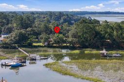 8630 Middleton Point Lane photo 4