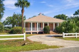 8630 Middleton Point Lane photo 4