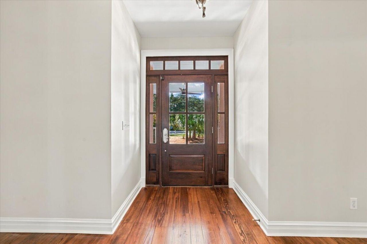 8630 Middleton Point Lane Photo 9