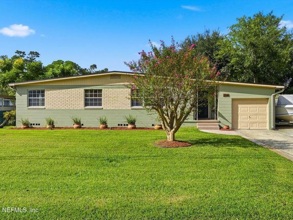 2044 WEST Road, Jacksonville, FL 32216
