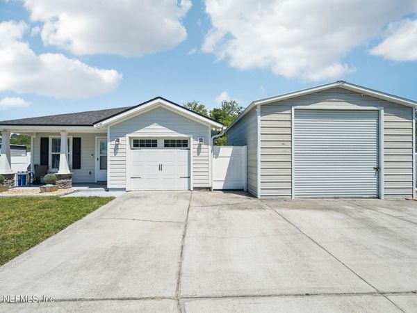 12145 VERSAILLES Street, Jacksonville, FL 32224