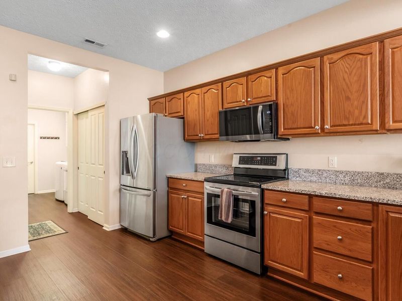 4142 Aumbrey Court, Unit 32, New Albany, OH 43054 Photo 8