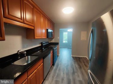 511 FLORIDA AVENUE, Unit 101, HERNDON, VA 20170