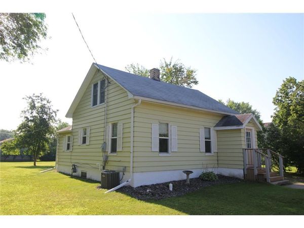 302 6th Street NW, Little Falls, MN 56345