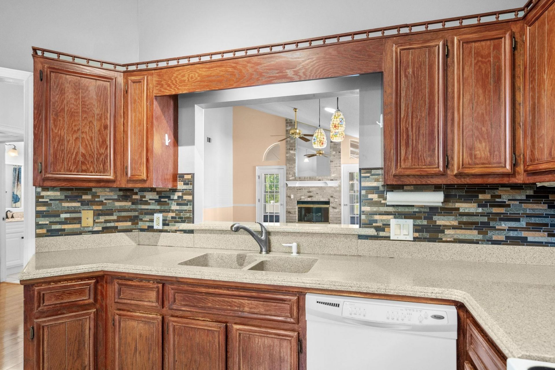 910 Knoll Dr. Photo 11