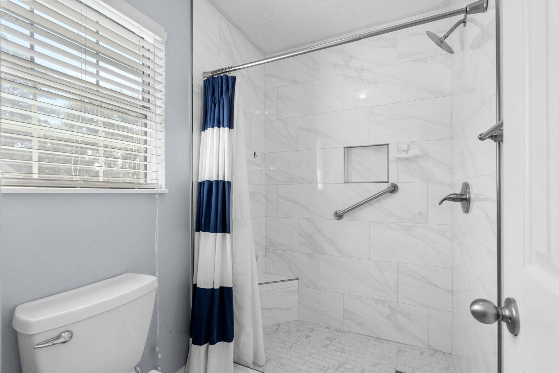 910 Knoll Dr. Photo 24