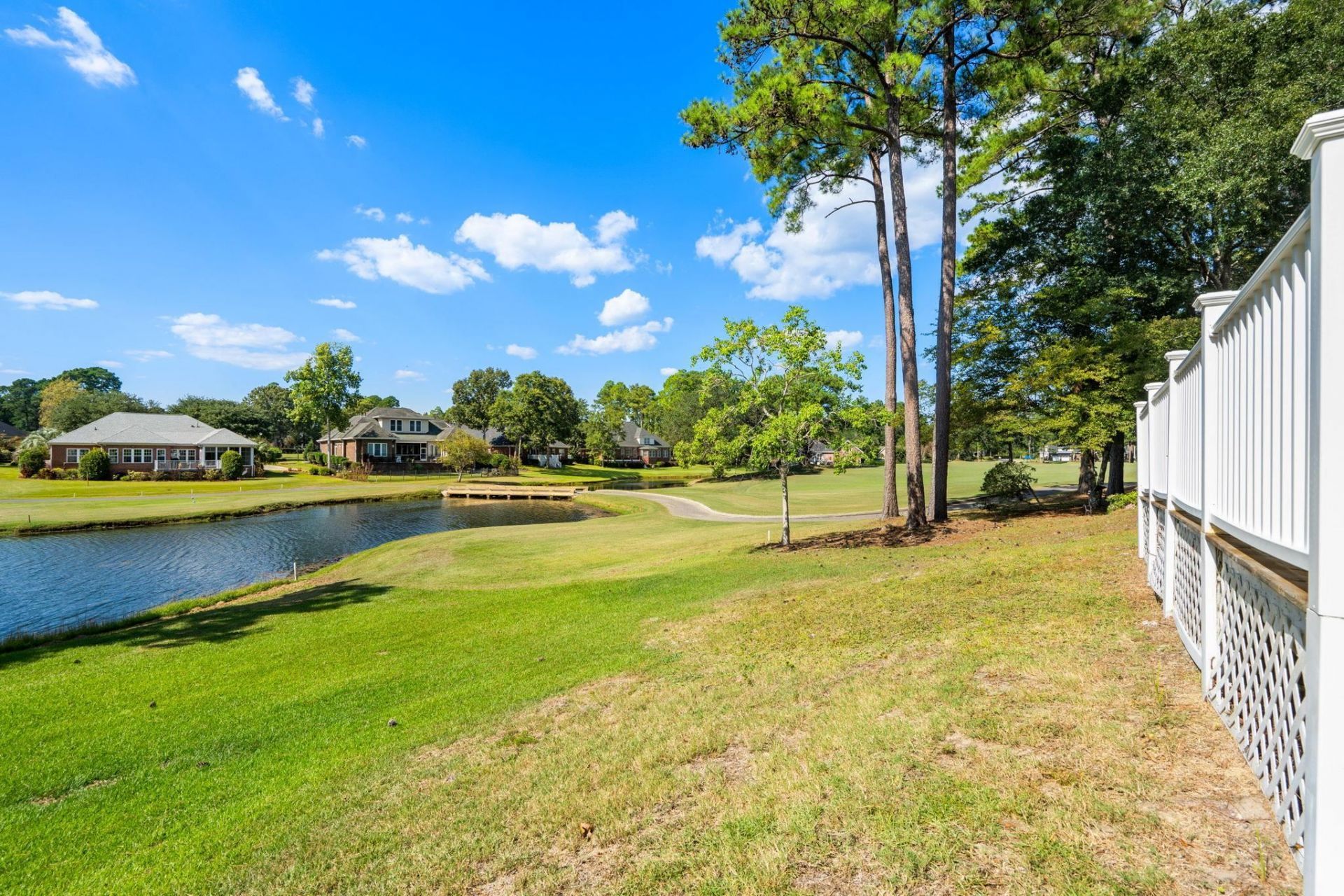 910 Knoll Dr. Photo 40