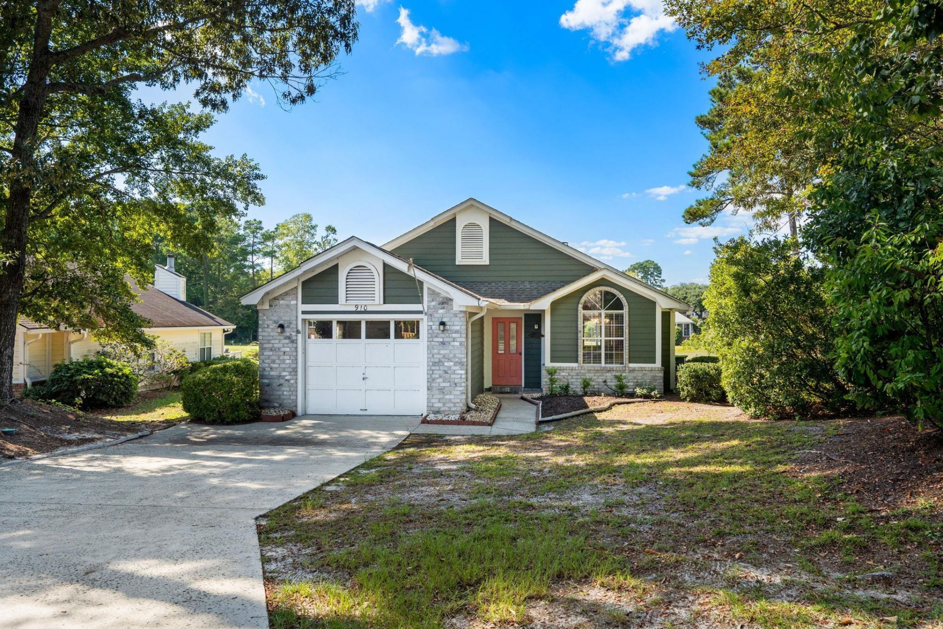 910 Knoll Dr. Photo 44