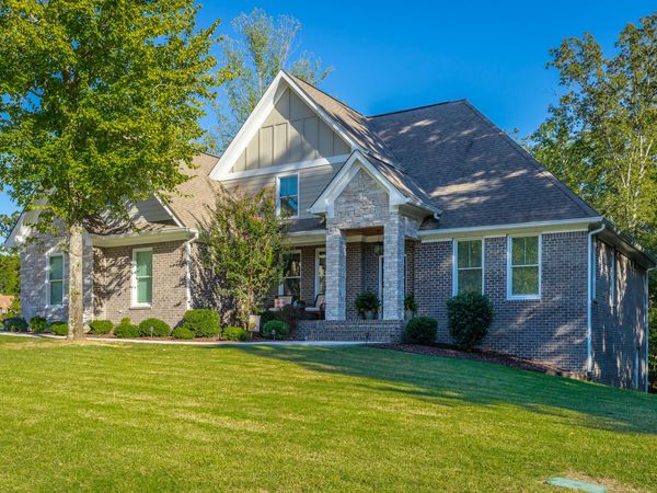 1504 Emerald Pointe Drive, Soddy Daisy, TN 37379