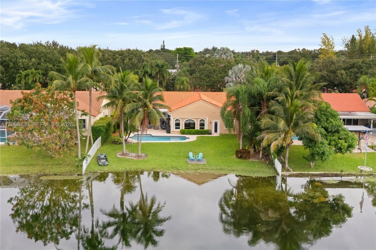 10938 Nashville Dr, Cooper City, FL 33026 Photo