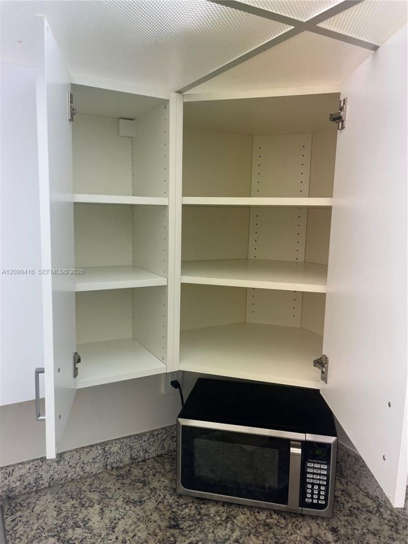 18151 NE 31st Ct , Unit 1405, Aventura, FL 33160 Photo
