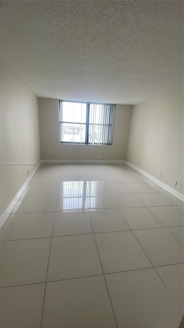 18151 NE 31st Ct , Unit 1405, Aventura, FL 33160 Photo