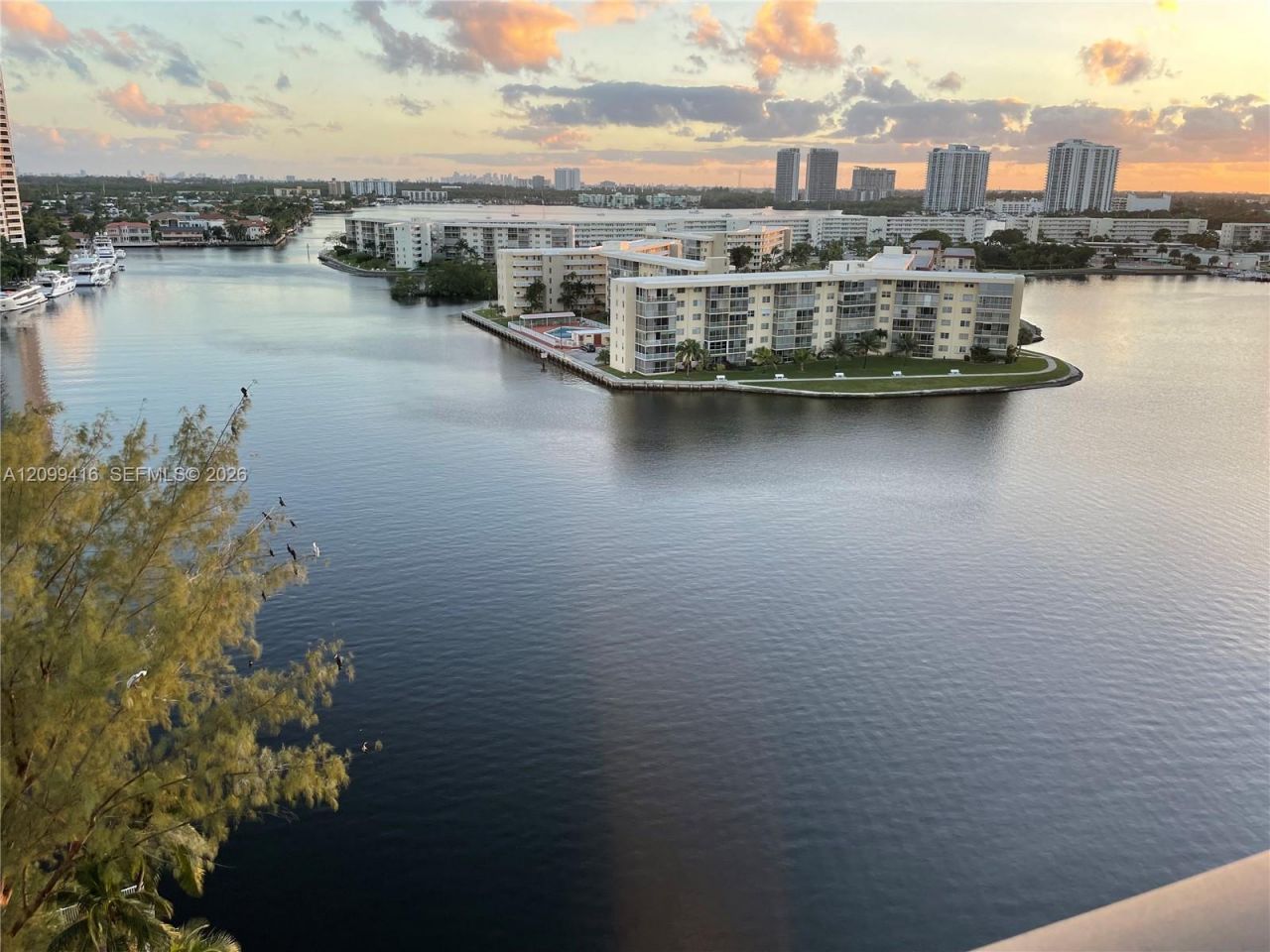 18151 NE 31st Ct , Unit 1405, Aventura, FL 33160 Photo