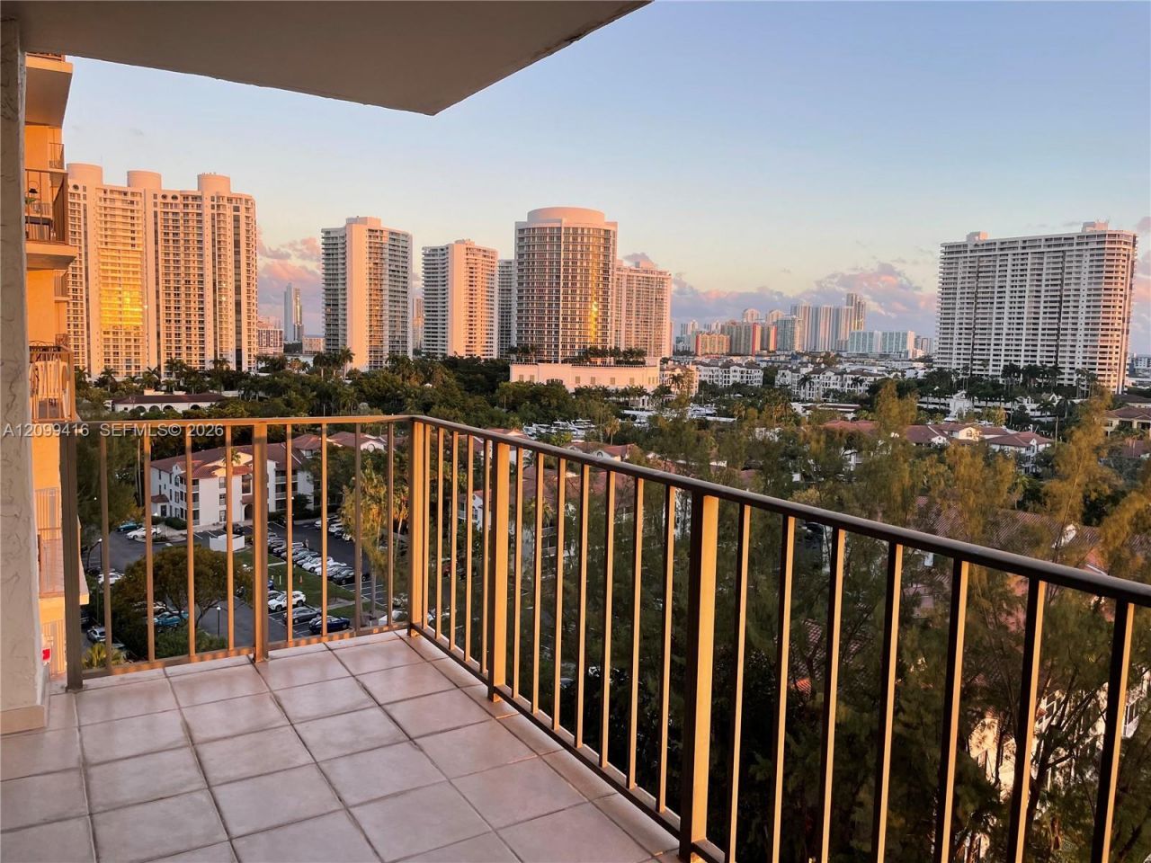 18151 NE 31st Ct , Unit 1405, Aventura, FL 33160 Photo