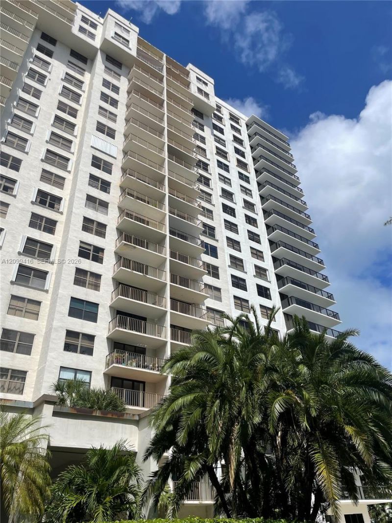 18151 NE 31st Ct , Unit 1405, Aventura, FL 33160 Photo