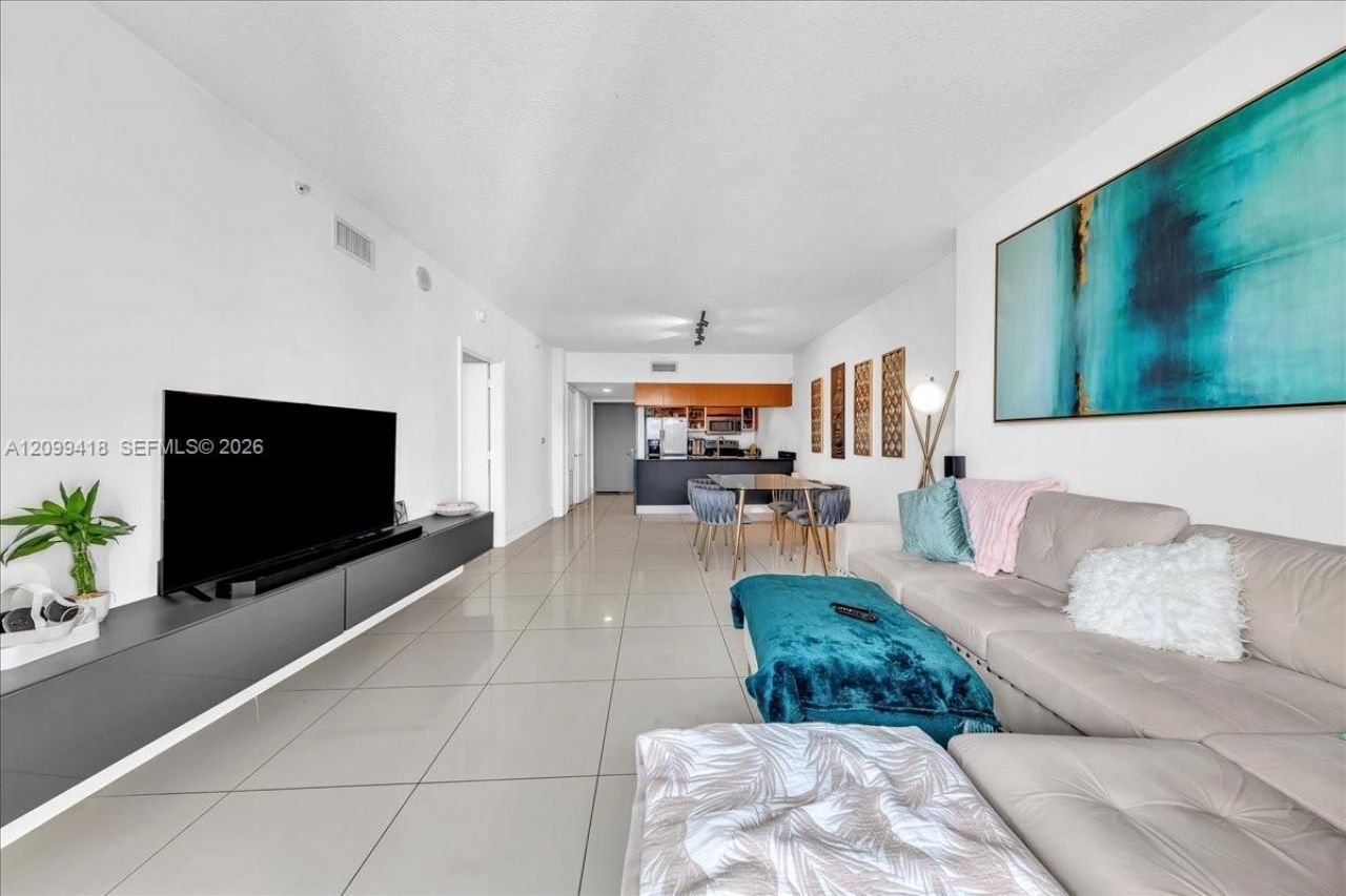 1750 N Bayshore Dr , Unit 2510, Miami, FL 33132 Photo