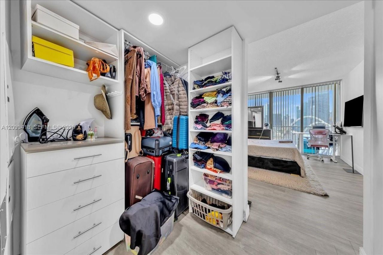 1750 N Bayshore Dr , Unit 2510, Miami, FL 33132 Photo