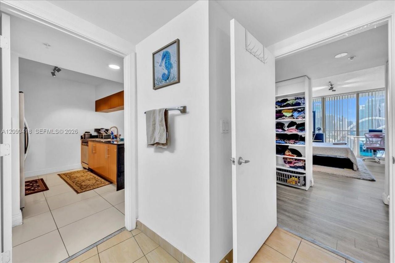 1750 N Bayshore Dr , Unit 2510, Miami, FL 33132 Photo