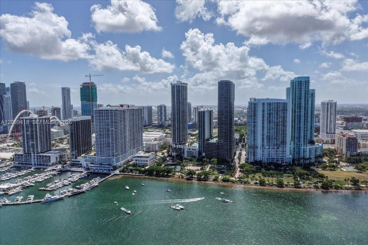 1750 N Bayshore Dr , Unit 2510, Miami, FL 33132 Photo