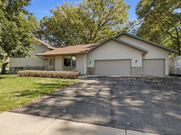 424 7th Avenue N, Sartell, MN 56377