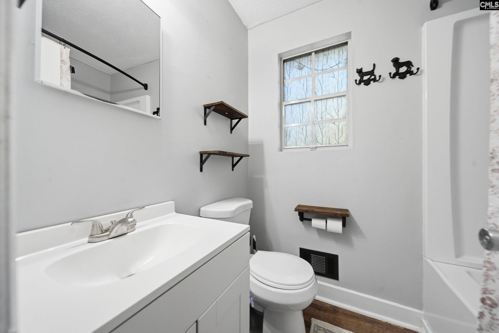 200 Weir Road  Photo 13