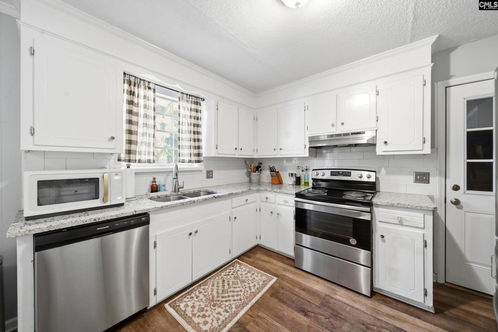 200 Weir Road  Photo 9