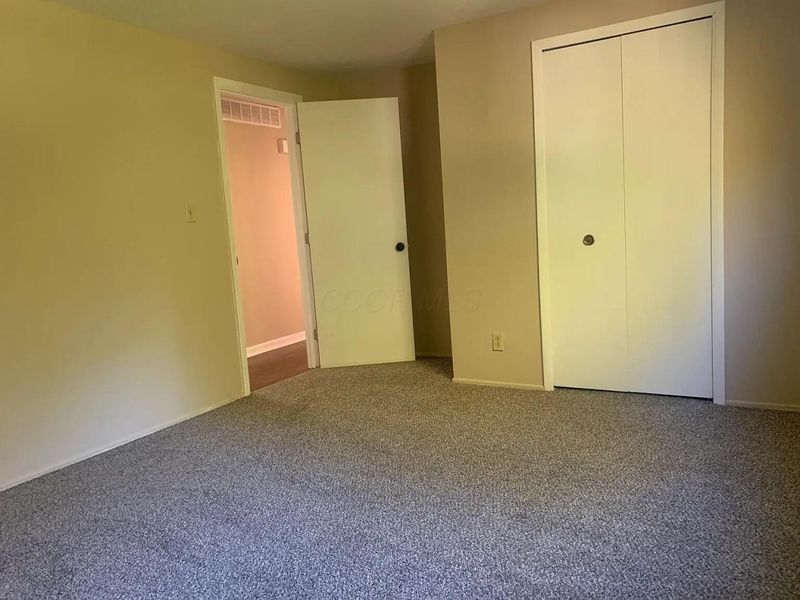 3216 Parklane Avenue , Columbus, OH 43231 Photo 12