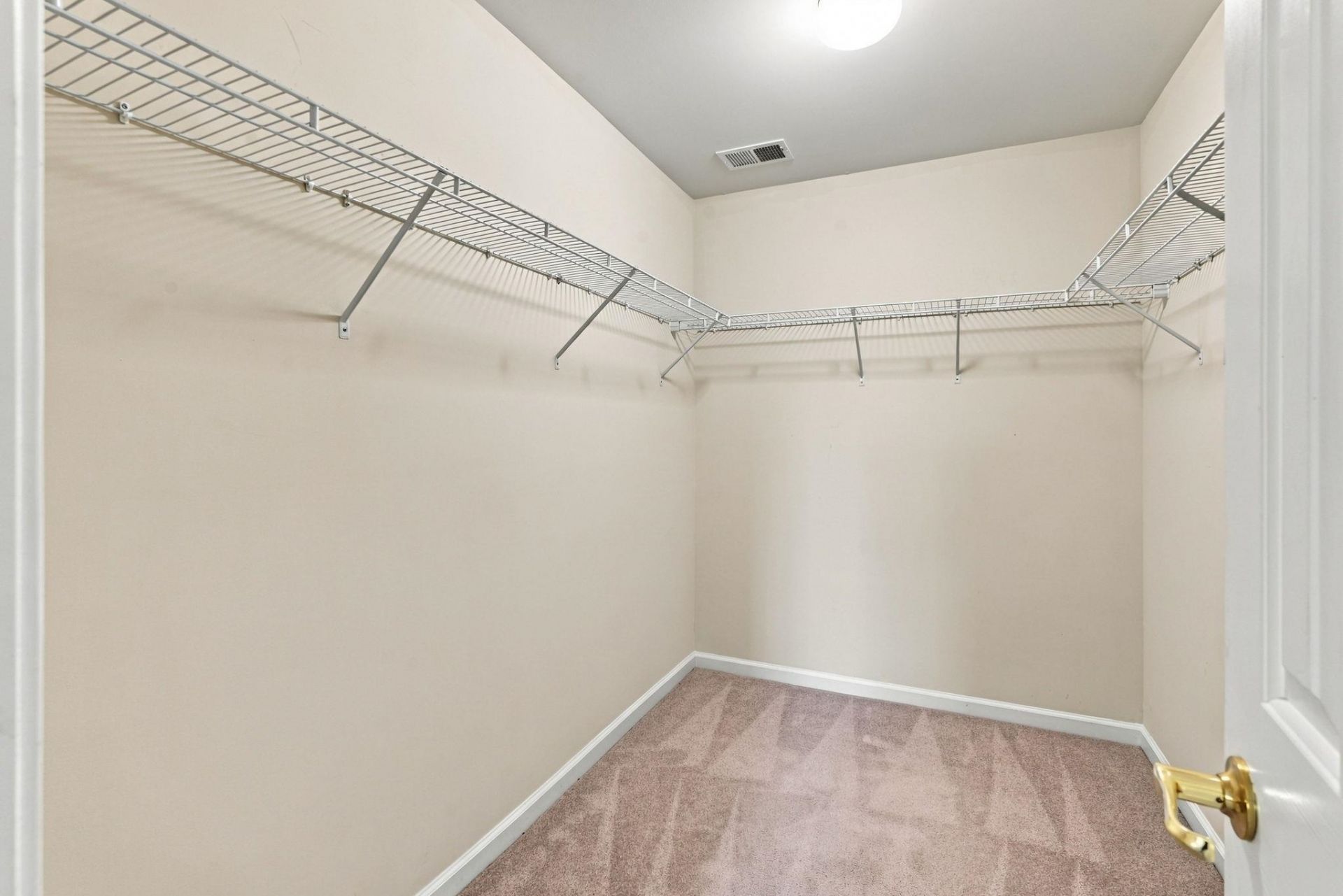 322 Whitchurch St. Photo 21