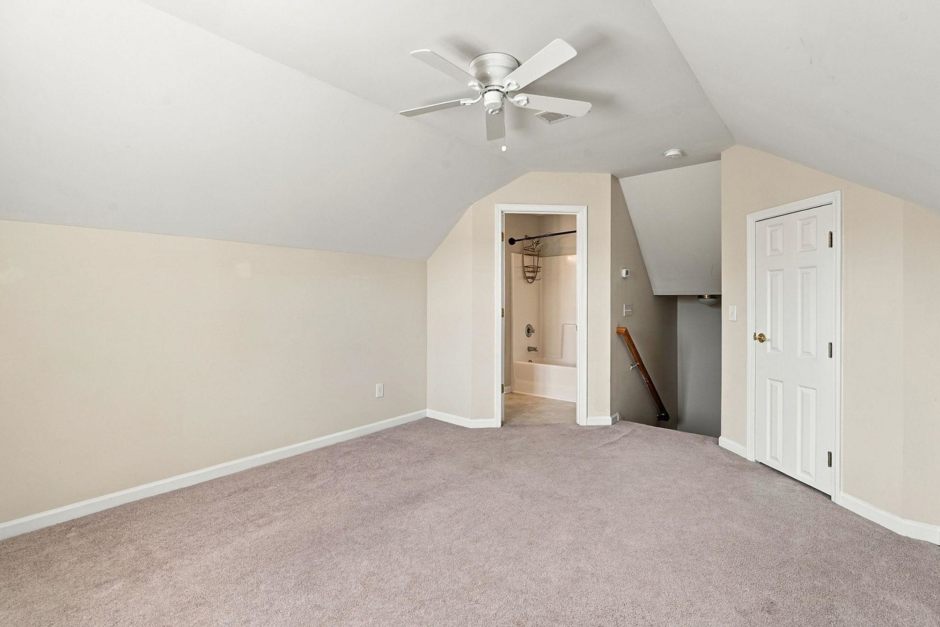 322 Whitchurch St. Photo 29
