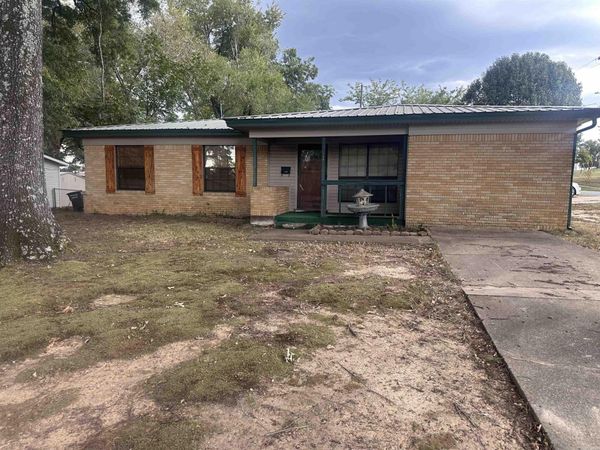 1500 Carolyn Street, Jacksonville, AR 72076